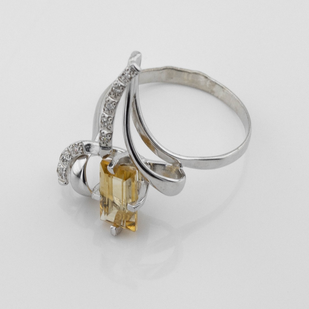 Серебряное кольцо Багет с желтым цитрином и фианитами 11191-4, 16 размер