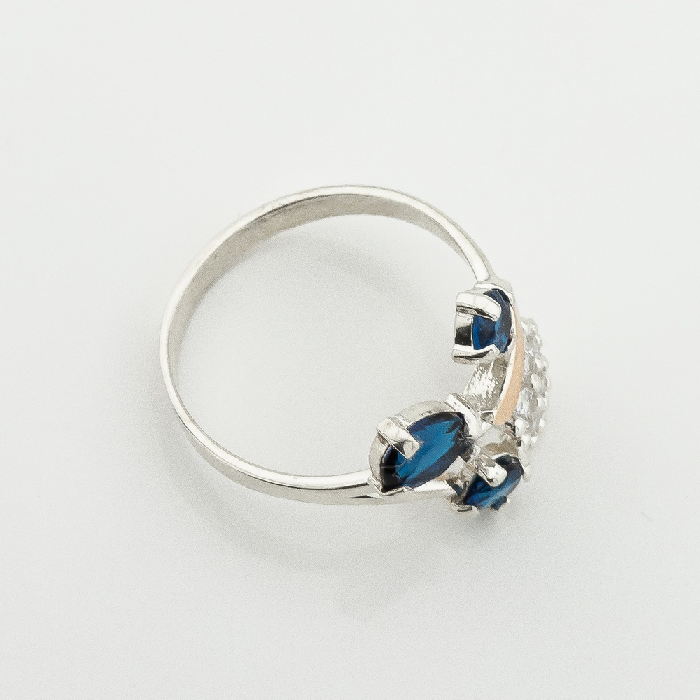 Серебряное кольцо с синими фианитами с золотыми накладками к735ф, 18,5 размер