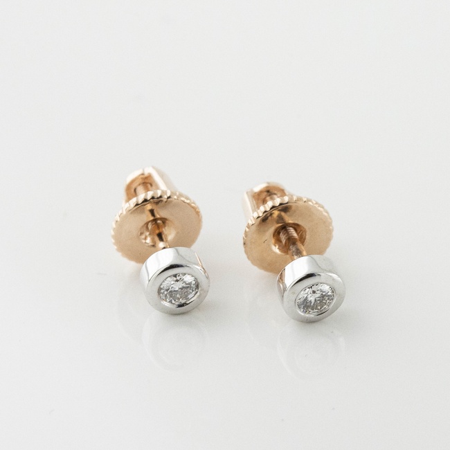 Золотые серьги-гвоздики с бриллиантами (завальцованные) ЕО11906