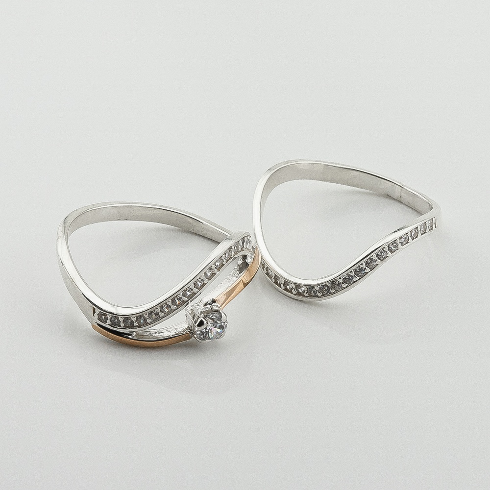 Двойное серебряное кольцо с фианитами с золотыми накладками к761ф, 18,5 размер