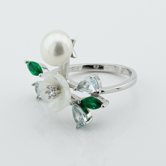 Серебряное кольцо Цветы с жемчужиной k111746, 16 размер