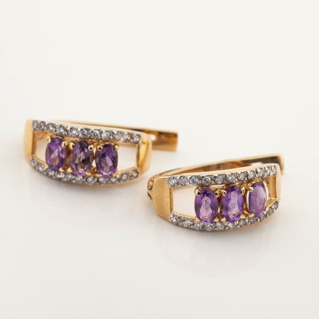 Золоті сережки з аметистами та фіанітами з англійським замком 12978am, Фіолетовий