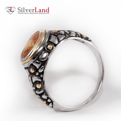 Серебряное кольцо с золотыми вставками с чернением "EJ Sett" рельефной текстуры с желтым камнем Арт.1013/EJ