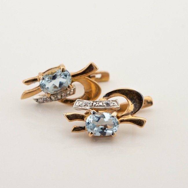Золоті сережки з топазами овал та фіанітами класичні 12536top, Блакитний