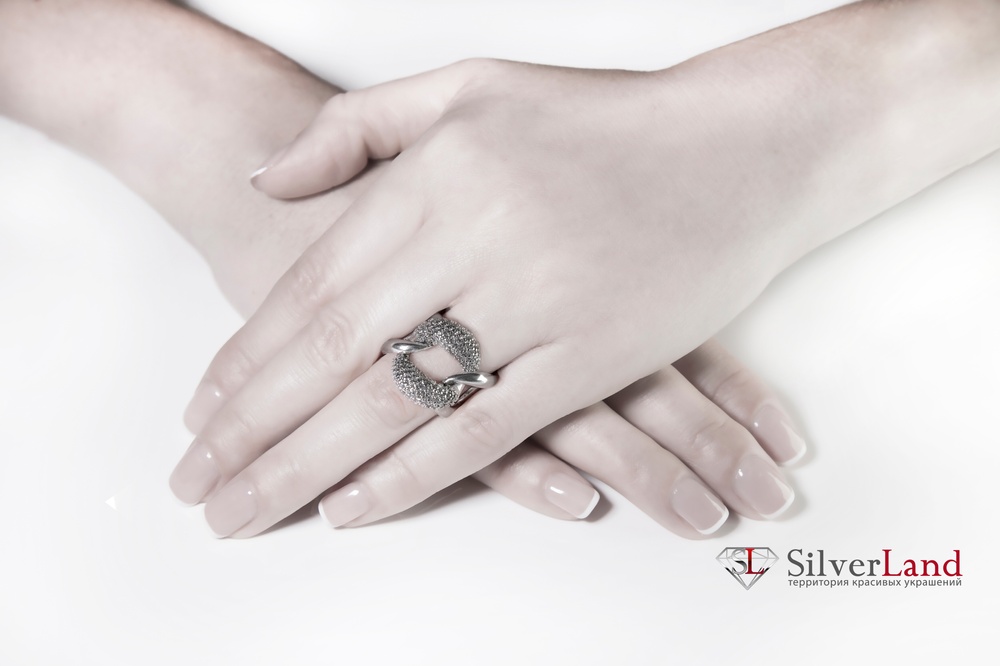 Срібний перстень з фіанітамі (куб.цирконій) 925 проби родований Арт. c00095, Білий