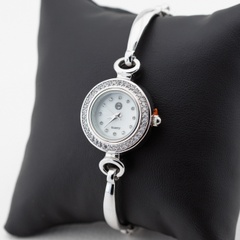 Серебряные часы женские браслет мягкий круглые с фианитами watch012