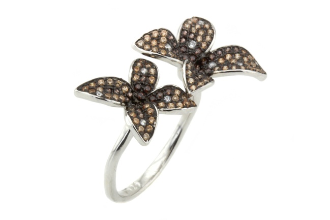 Серебряное кольцо с цветными фианитами с крупными цветами СК11070, 17,5 размер, 17-5, Белый|Желтый