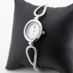 Серебряные часы-браслет женские овальные с белыми фианитами watch010