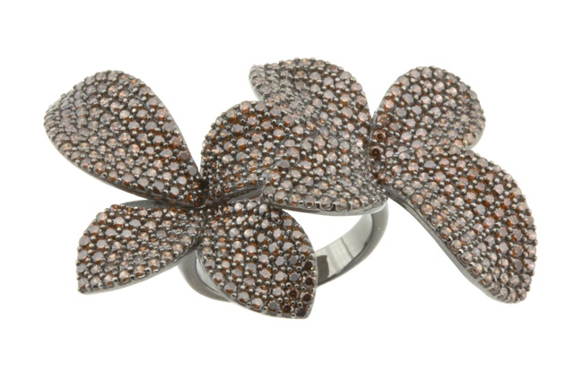 Серебряное кольцо с фианитами Темные цветы СК11034, 16,5 размер, 16-5, Черный