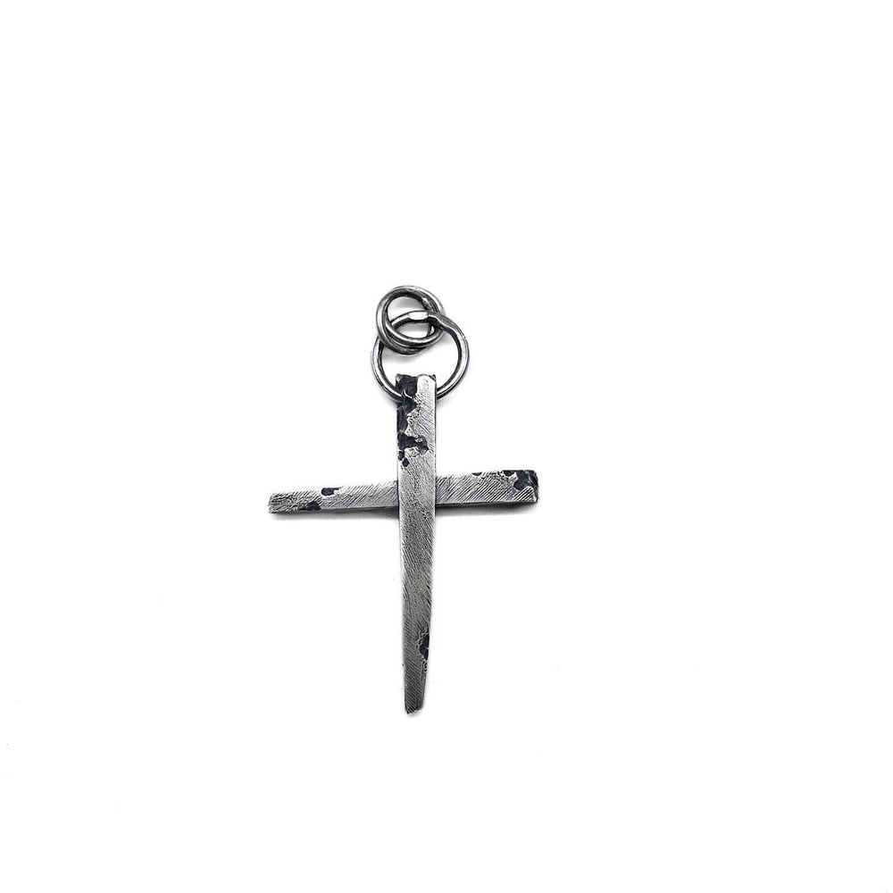 Серебряная подвеска крест "Constantiam" (Последовательность) на кожаном шнурке 3019/EJ