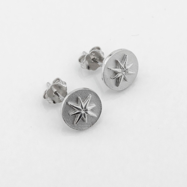 Серебряные серьги-пусеты круглые Звездочка c121672