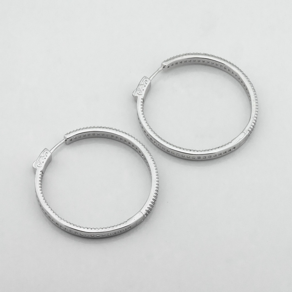 Серебряные серьги-кольца средние Дорожки с белыми фианитами c121570, Белый
