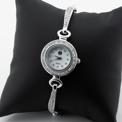 Срібний годинник жіночий з білими фіанітамі (круглий) watch022, Білий