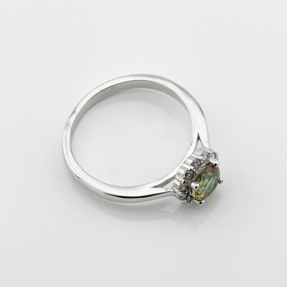 Серебряное кольцо с султанитом и фианитами 3101988, 17 размер
