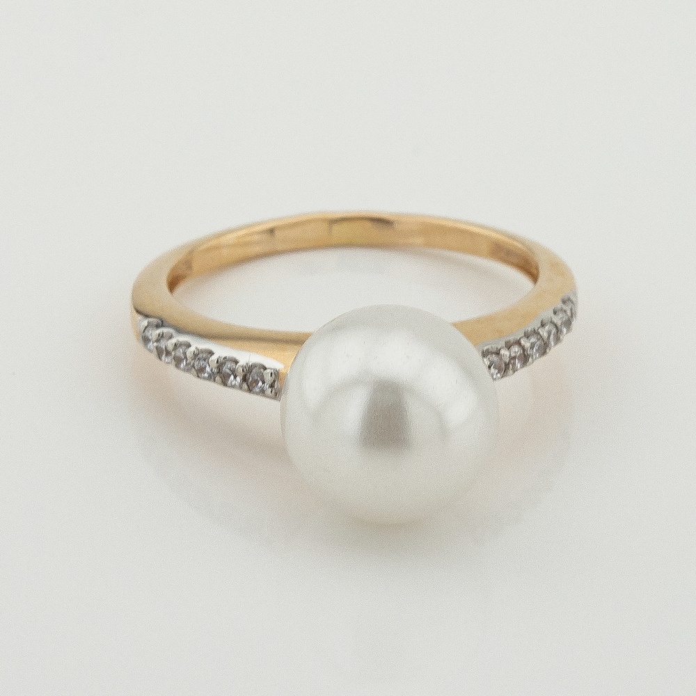 Золотое кольцо с жемчугом и фианитами 111000pearl, 16 размер