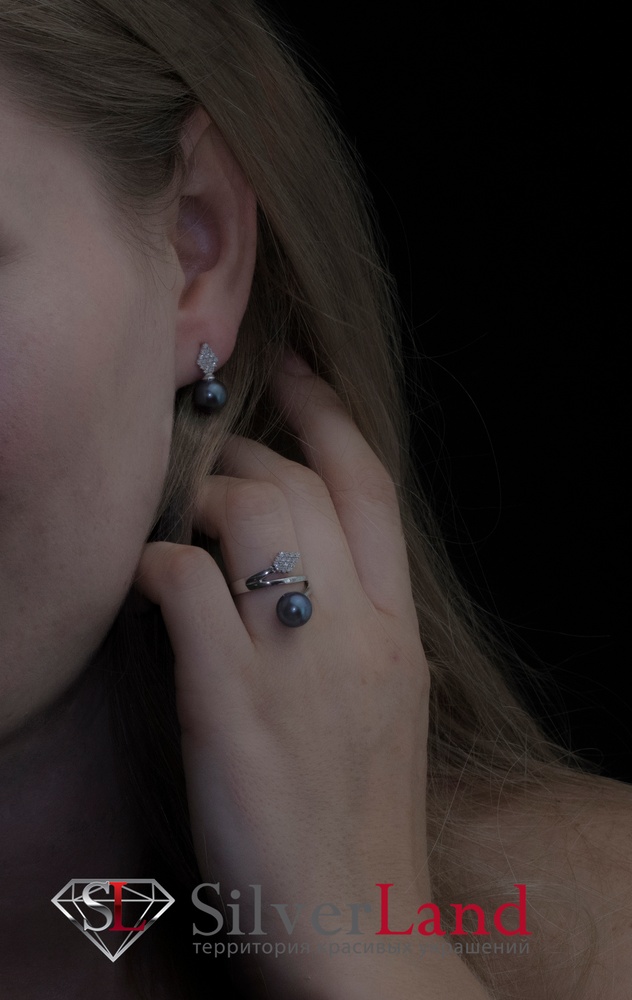 Золотое кольцо с морским перламутрово-синим жемчугом и бриллиантами Арт. G710, Перламутрово-синий