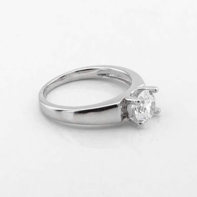 Срібний перстень з одним каменем білим фіанітом K111682, 17,5 розмір