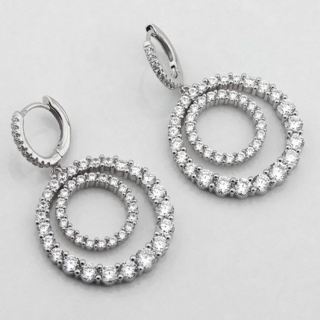 Серебряные серьги-колечки висюльки Круги с белыми фианитами c121563, Белый