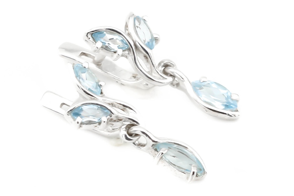 Срібні сережки з підвіскою Гілочка з блакитними топазами 12472, Блакитний