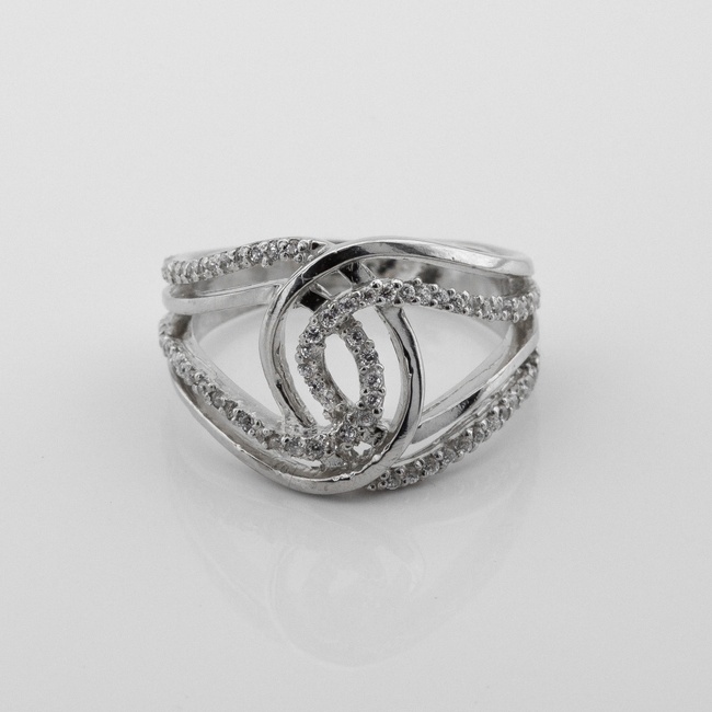 Серебряное кольцо Переплетение с белыми фианитами 11737-4, 16 размер